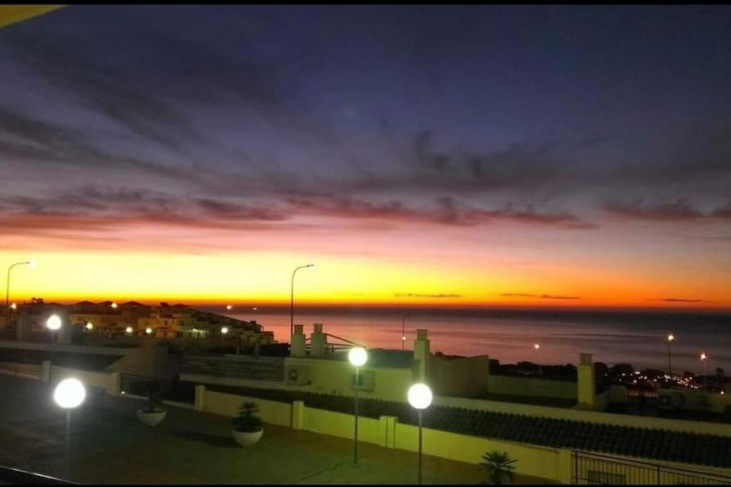 Apartamento 2 Habitaciones En Benalmádena Esterno foto